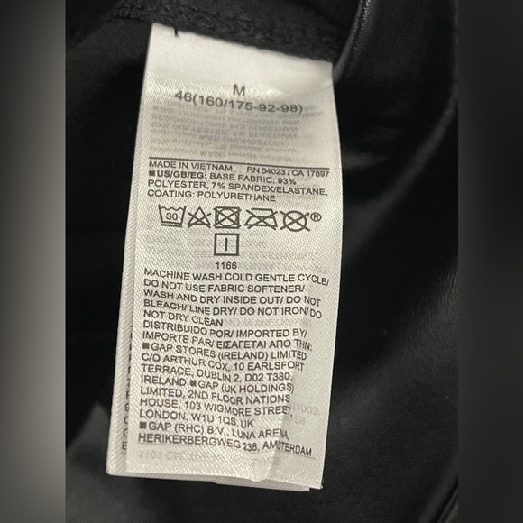 Gap True Black Faux Leather Pull On Leggings Size Medium - Picture 5 of 7